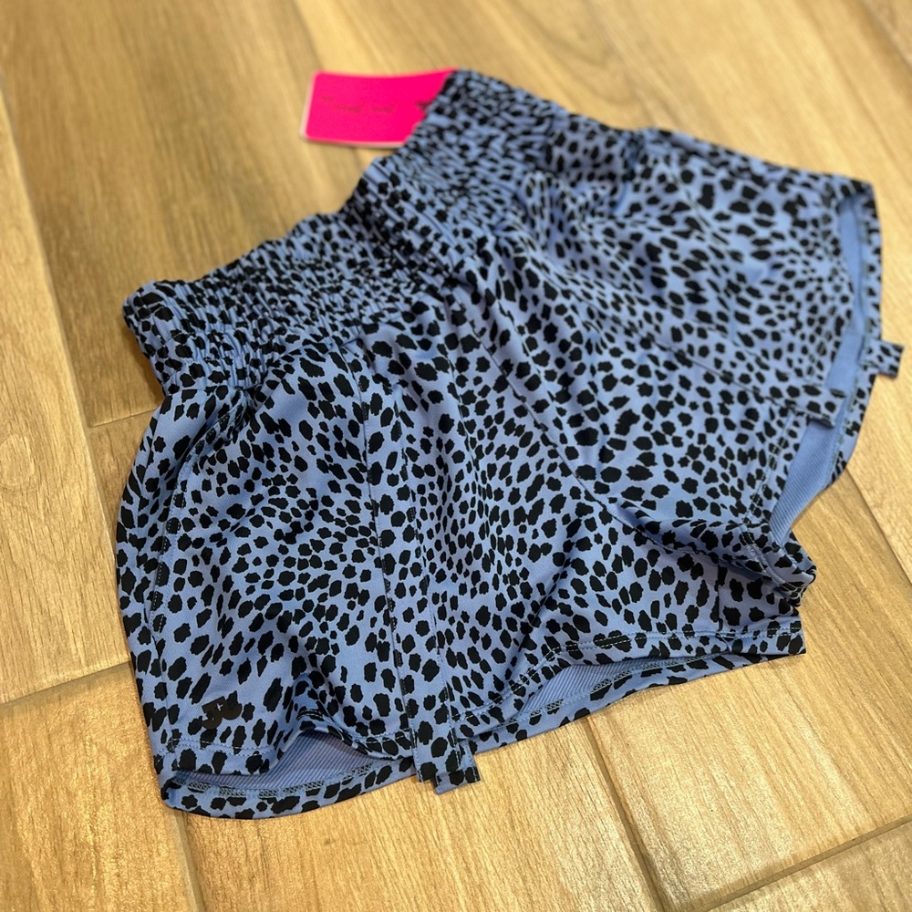 New With Tags Jo + Jax Dance Shorts Small Adult (2-4)